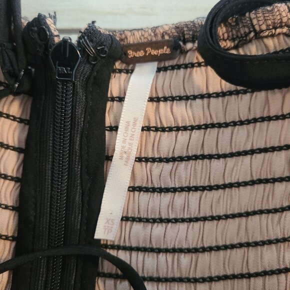 Free People Last Call Embellished Beaded Shimmer Lace Mini Dress XS Fairy Femini - Picture 5 of 10